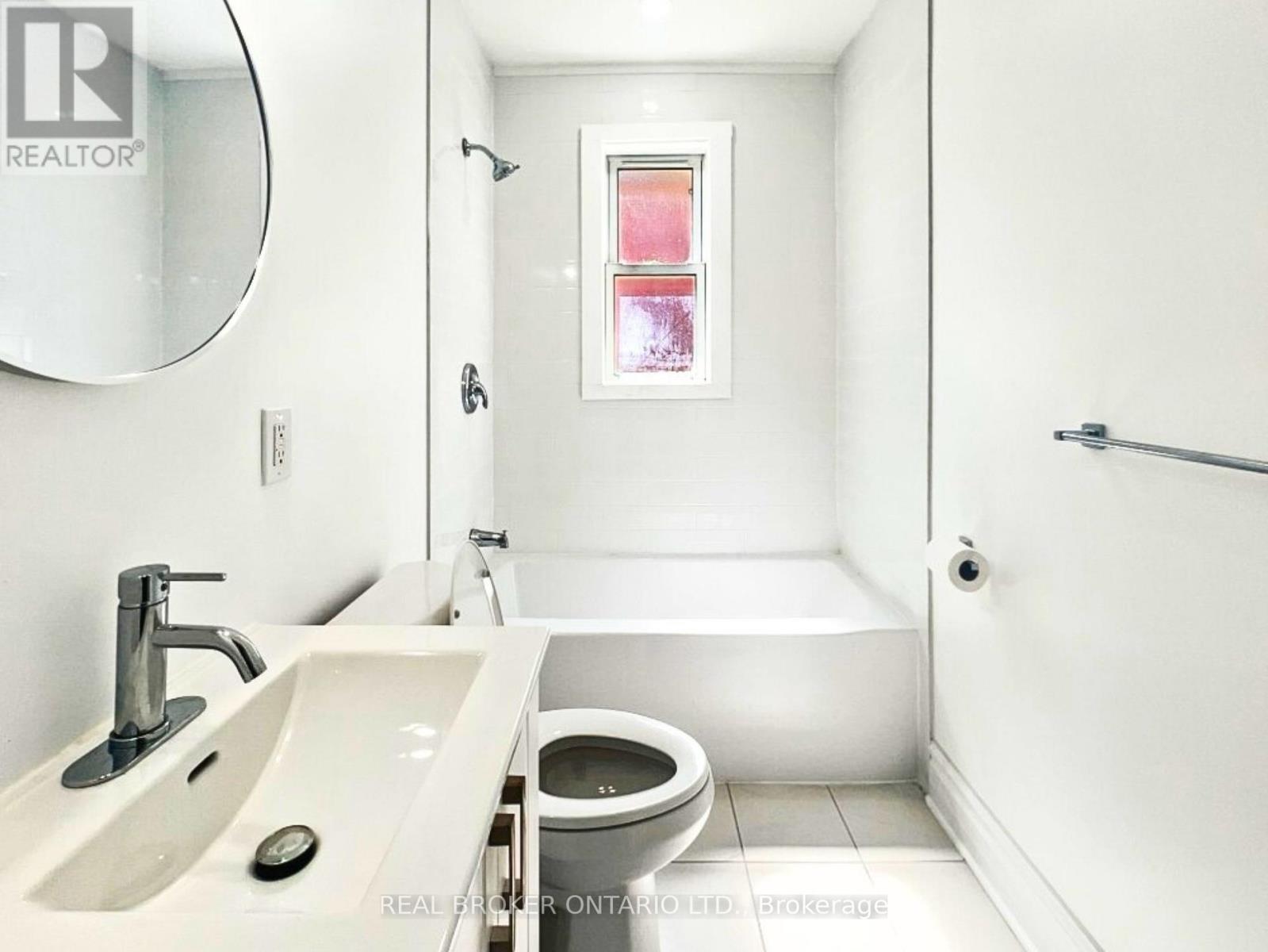 13 Salisbury Avenue, Brantford, Ontario  N3S 1M6 - Photo 15 - X12433337