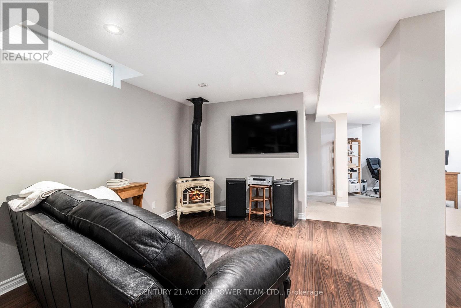 1017 Sheenboro Crescent, Ottawa, Ontario  K4A 3M8 - Photo 32 - X12433373