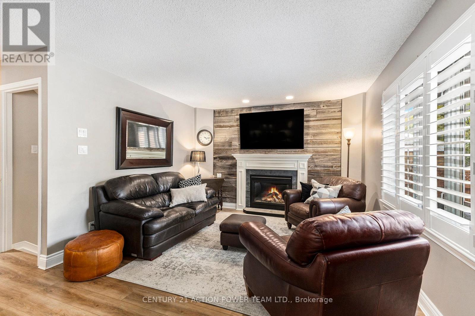 1017 Sheenboro Crescent, Ottawa, Ontario  K4A 3M8 - Photo 4 - X12433373