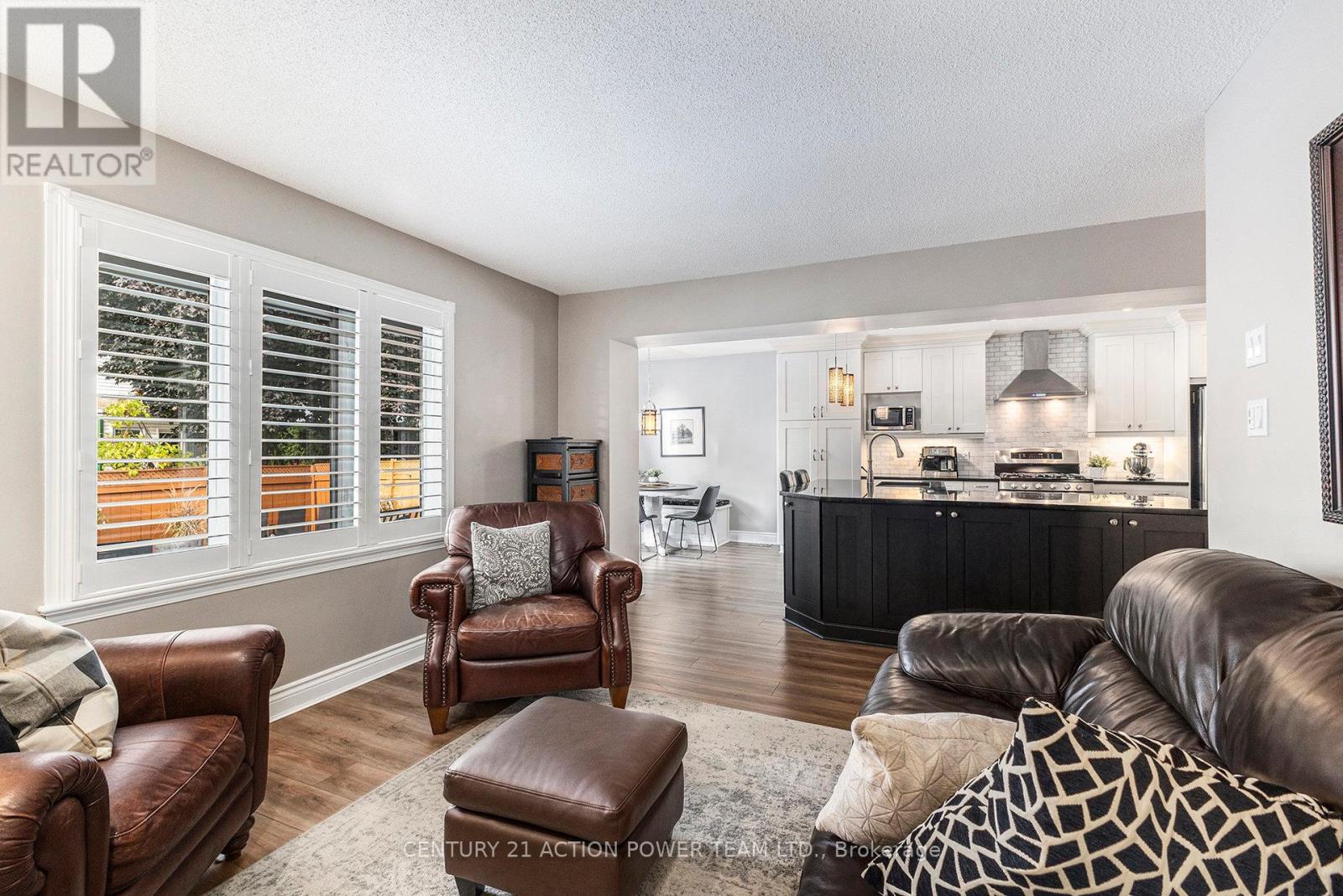 1017 Sheenboro Crescent, Ottawa, Ontario  K4A 3M8 - Photo 5 - X12433373