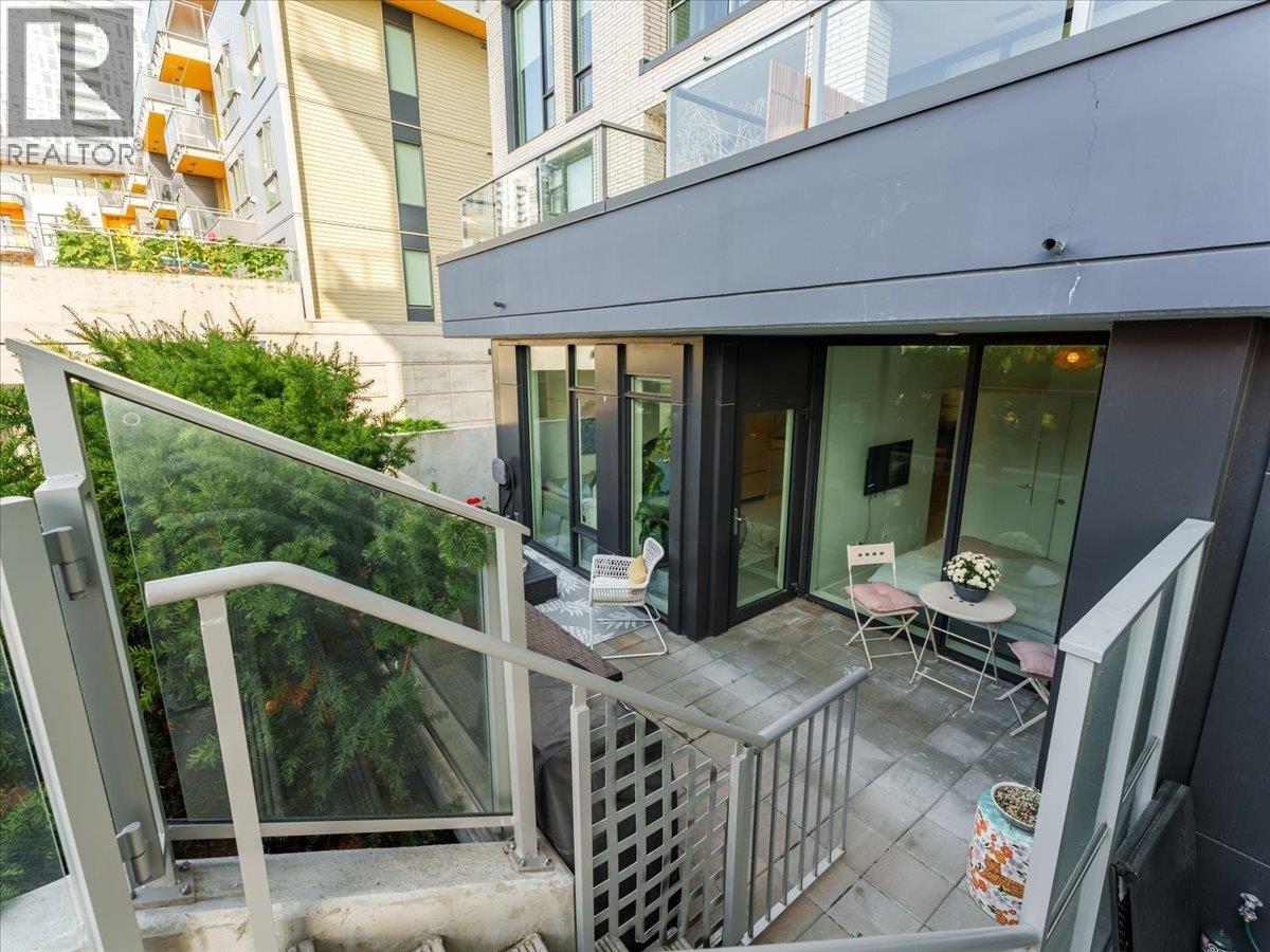 202 3538 Sawmill Crescent, Vancouver, British Columbia  V5S 0J8 - Photo 4 - R3053437