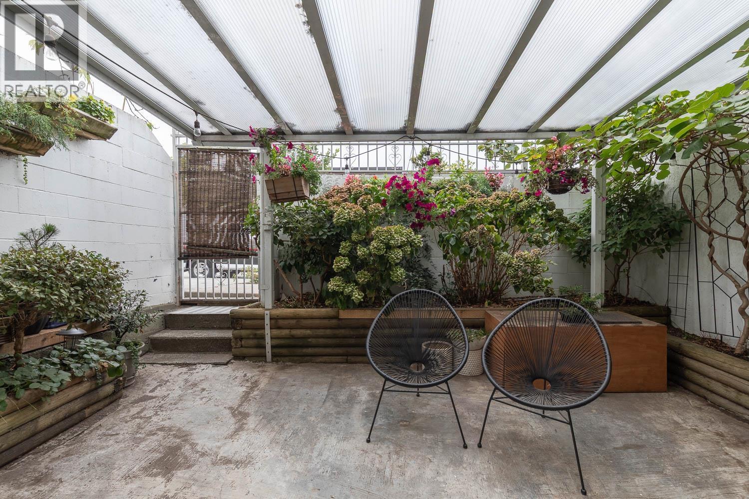 Property at 1 451 E PENDER STREET image 4
