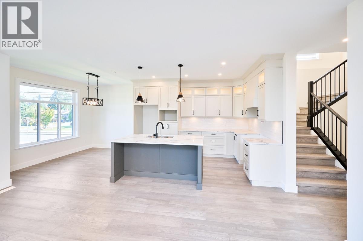 20353 123 Avenue, Maple Ridge, British Columbia  V2X 4A6 - Photo 6 - R3053434