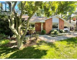 129 ONEIDA Boulevard, Hamilton, Ontario