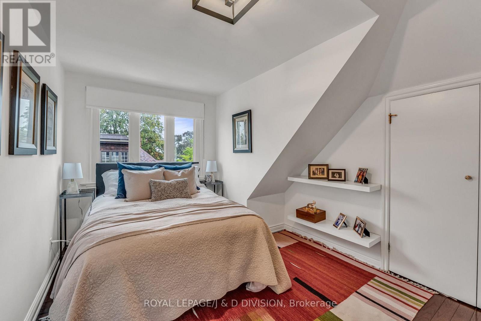 137 Highbourne Road, Toronto, Ontario  M5P 2J8 - Photo 27 - C12433357
