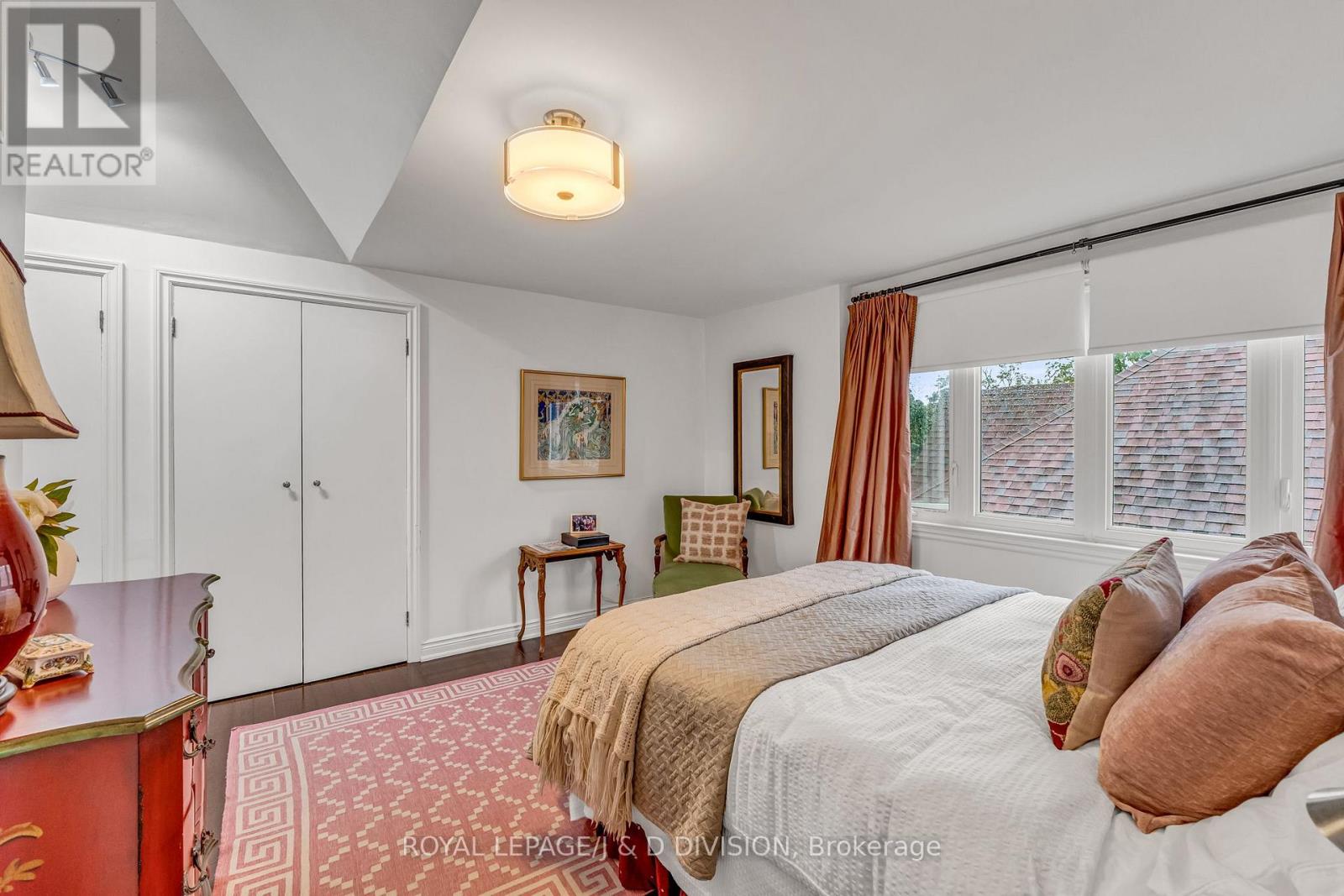137 Highbourne Road, Toronto, Ontario  M5P 2J8 - Photo 33 - C12433357