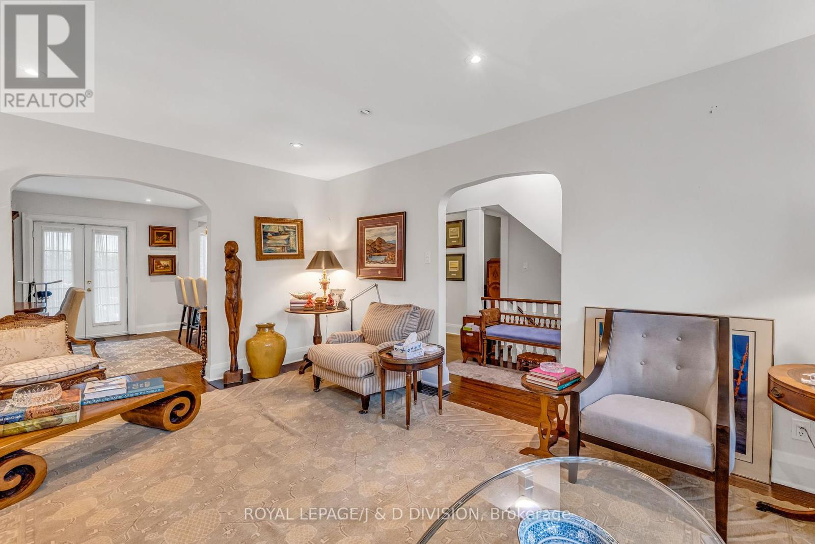 137 Highbourne Road, Toronto, Ontario  M5P 2J8 - Photo 41 - C12433357