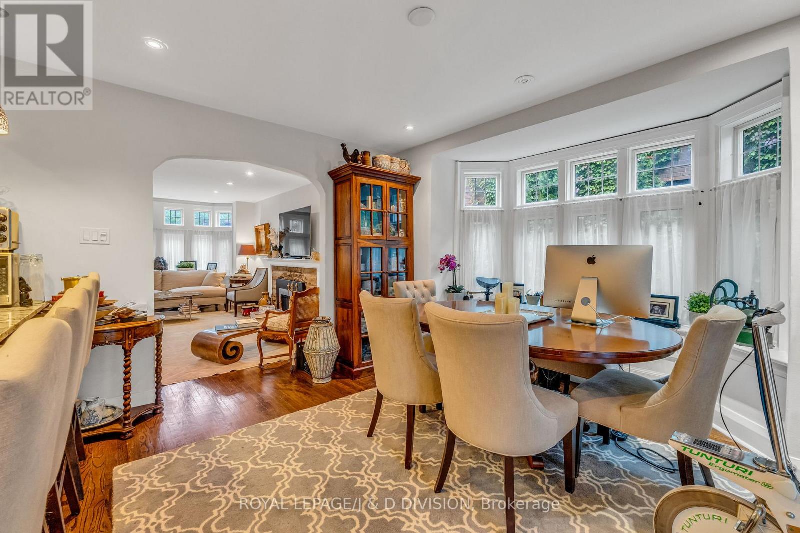 137 Highbourne Road, Toronto, Ontario  M5P 2J8 - Photo 43 - C12433357
