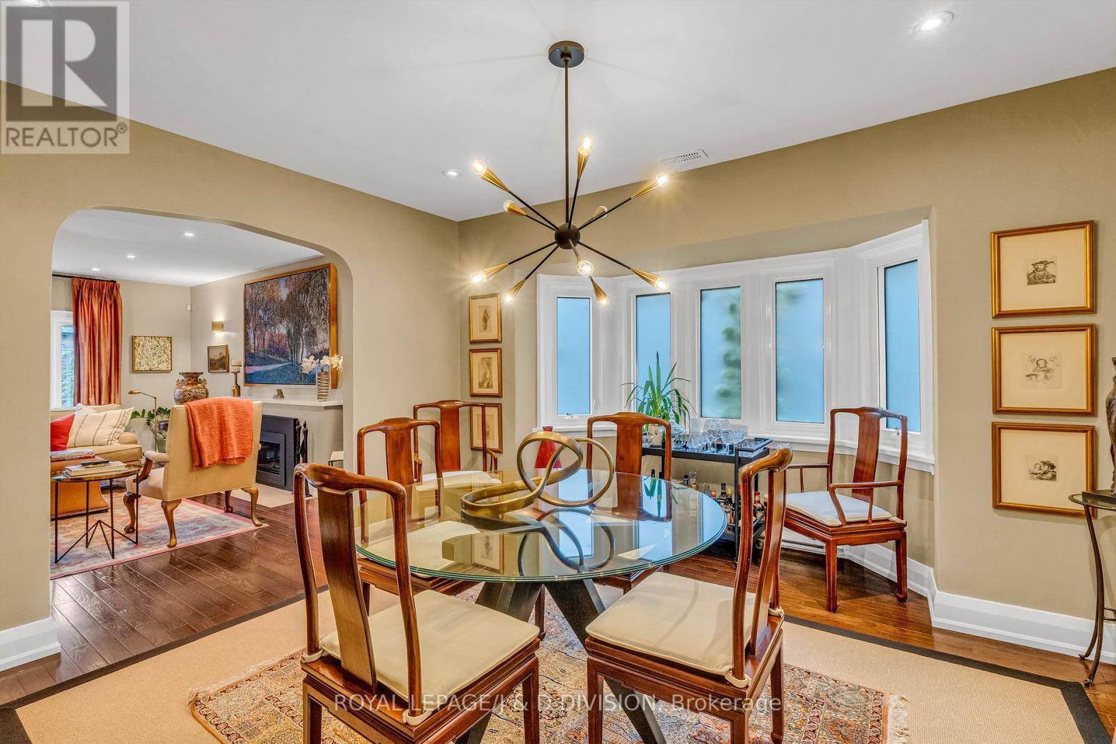 137 Highbourne Road, Toronto, Ontario  M5P 2J8 - Photo 8 - C12433357