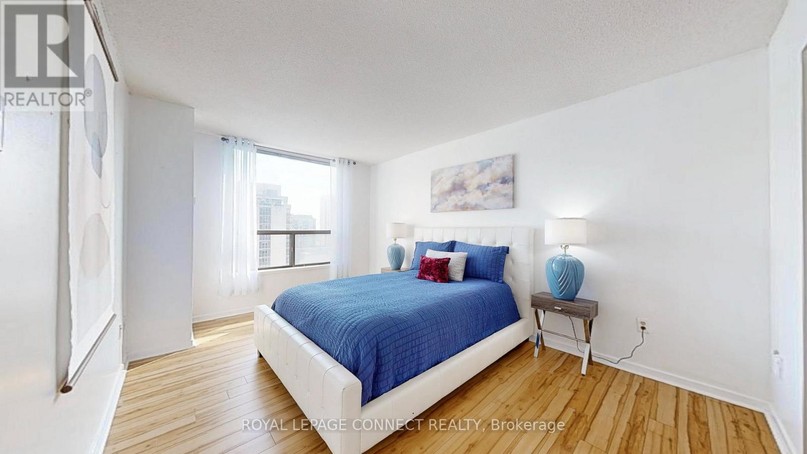 1002 - 47 St Clair Avenue W, Toronto, Ontario  M4V 3A5 - Photo 28 - C12433368