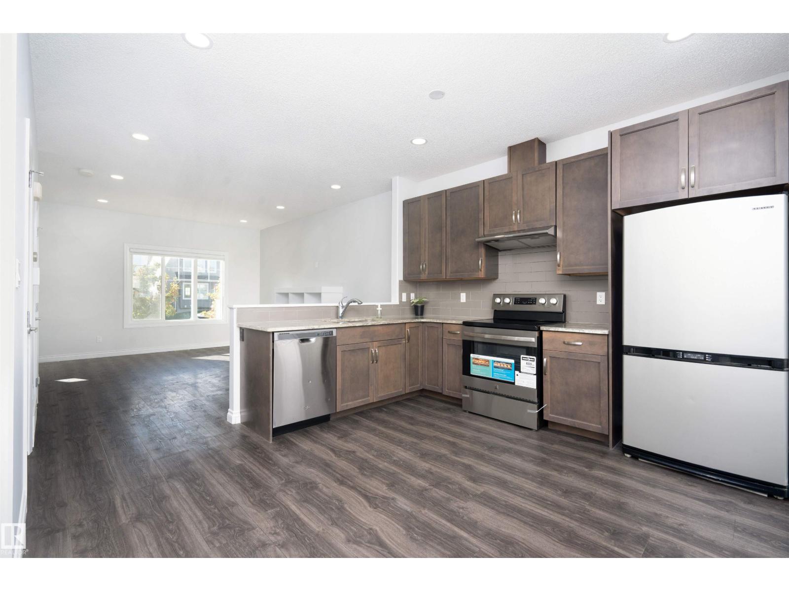 548 Secord Bv Nw, Edmonton, Alberta  T5T 7B8 - Photo 10 - E4459997