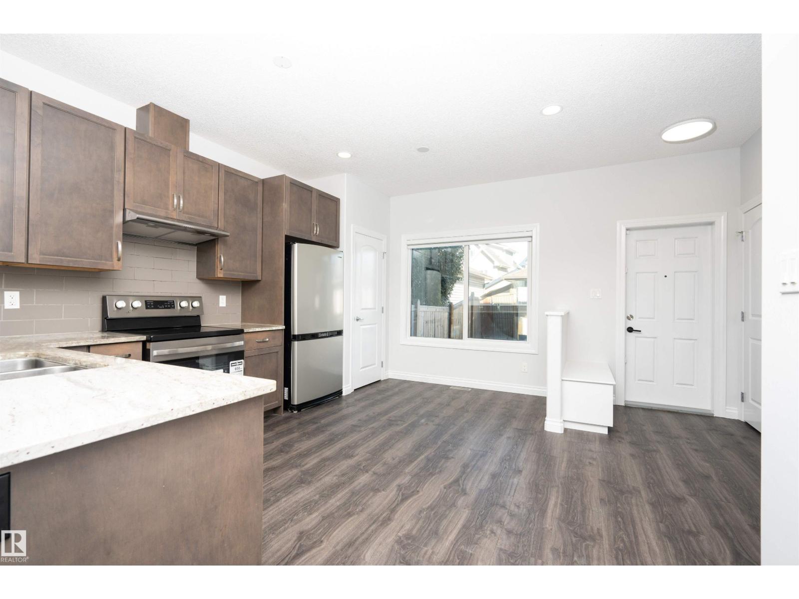 548 Secord Bv Nw, Edmonton, Alberta  T5T 7B8 - Photo 7 - E4459997