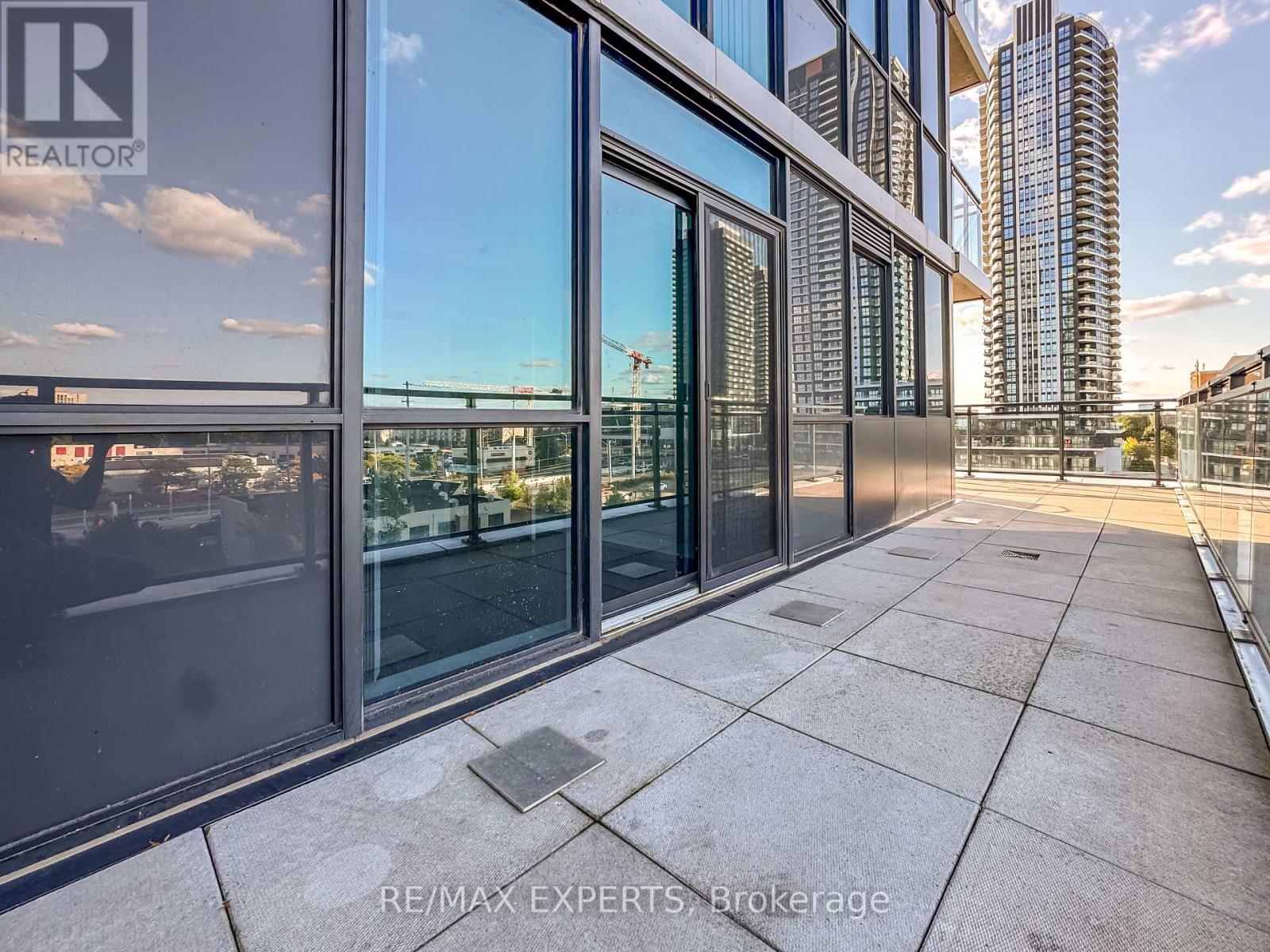 504 - 55 Eglinton Avenue W, Mississauga, Ontario  L5R 0E4 - Photo 32 - W12379328