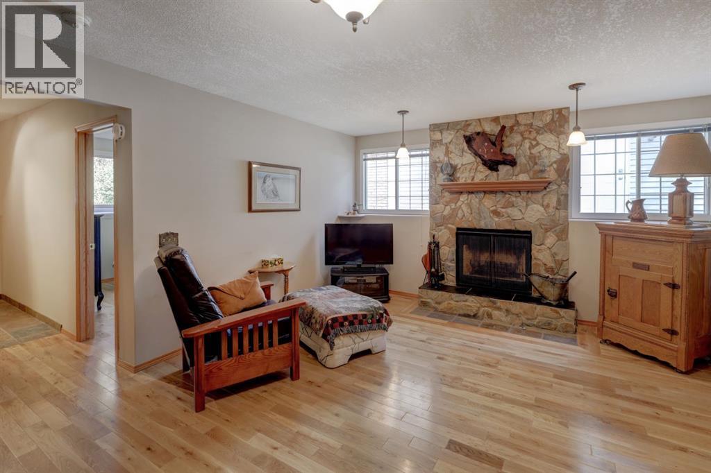19 Castlefall Way Ne, Calgary, Alberta  T3J 1M6 - Photo 18 - A2258522