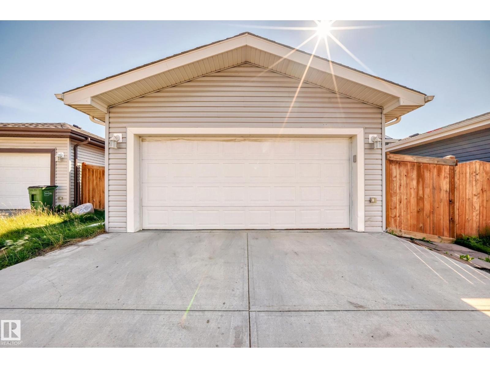 2716 11 St Nw, Edmonton, Alberta  T6T 0X9 - Photo 43 - E4460024