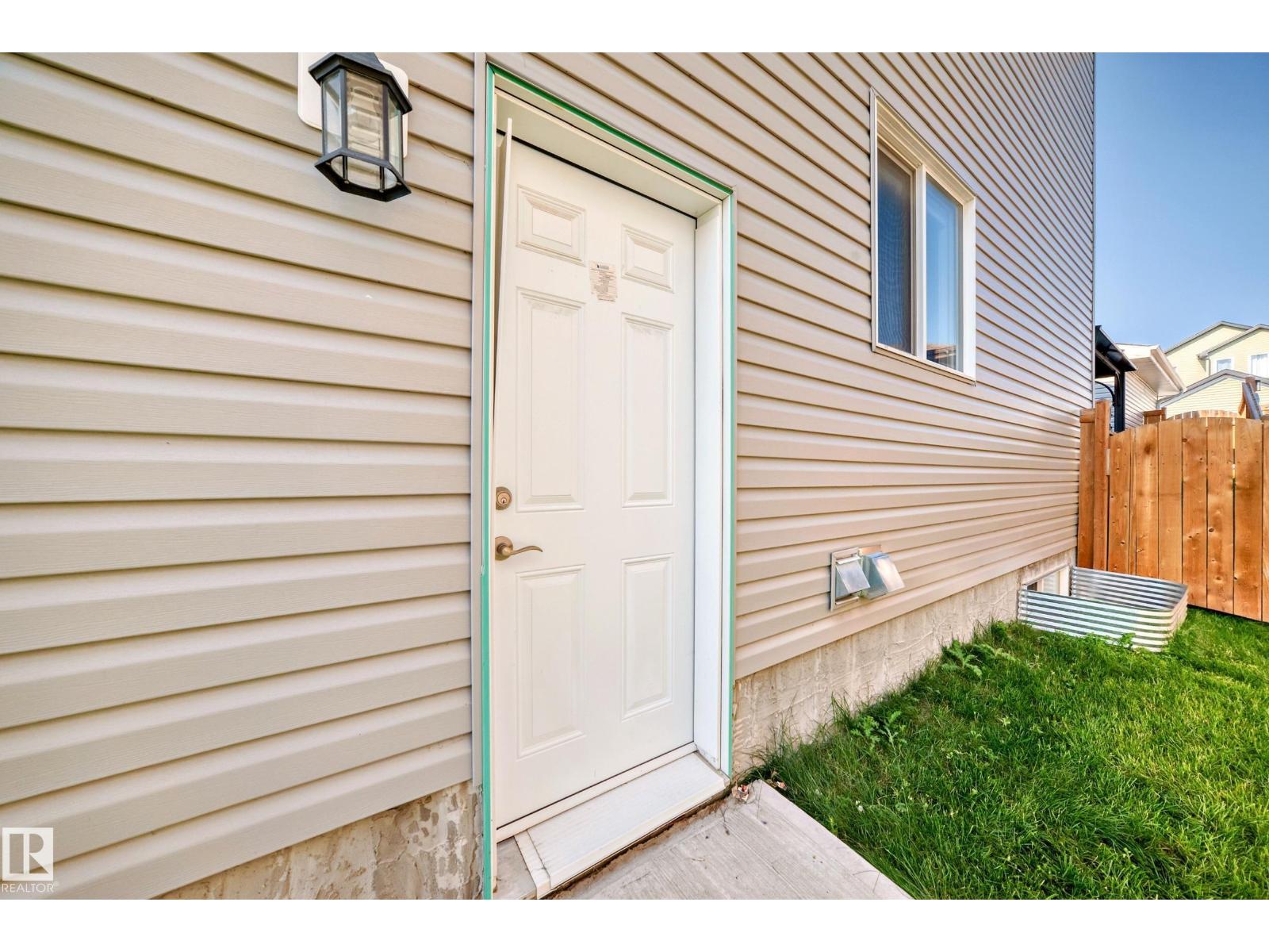 2716 11 St Nw, Edmonton, Alberta  T6T 0X9 - Photo 45 - E4460024