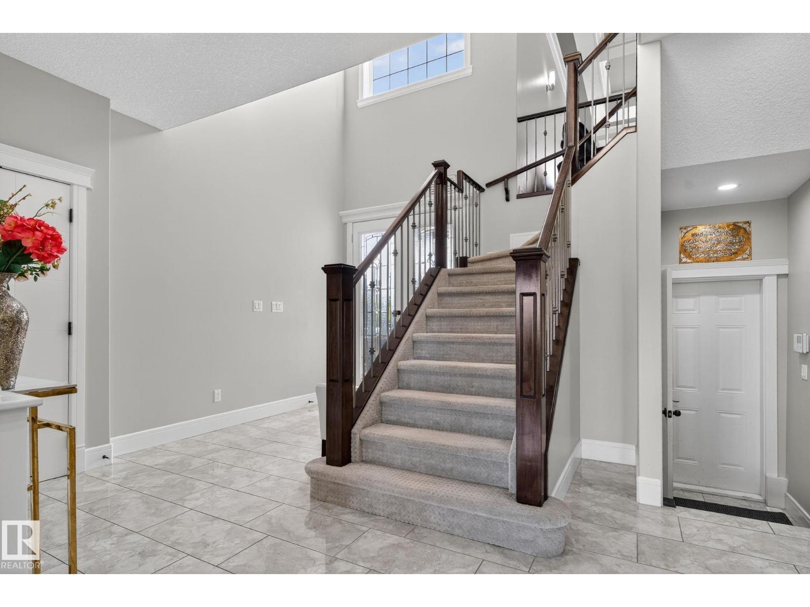 527 Albany Wy Nw, Edmonton, Alberta  T6V 0H9 - Photo 11 - E4460025