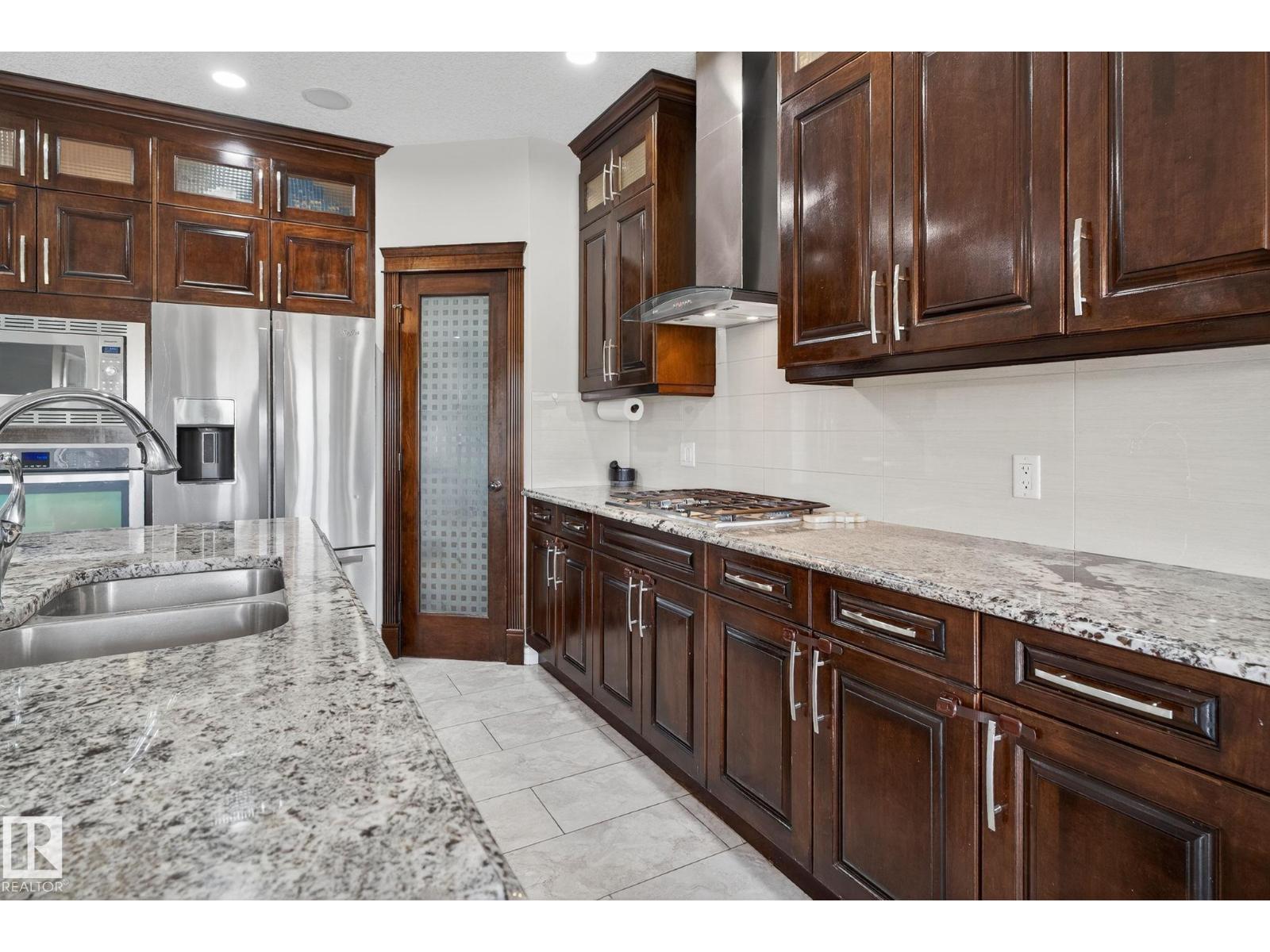 527 Albany Wy Nw, Edmonton, Alberta  T6V 0H9 - Photo 22 - E4460025