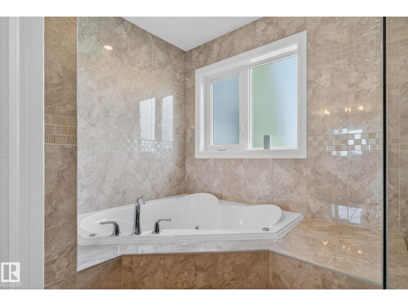 527 Albany Wy Nw, Edmonton, Alberta  T6V 0H9 - Photo 39 - E4460025