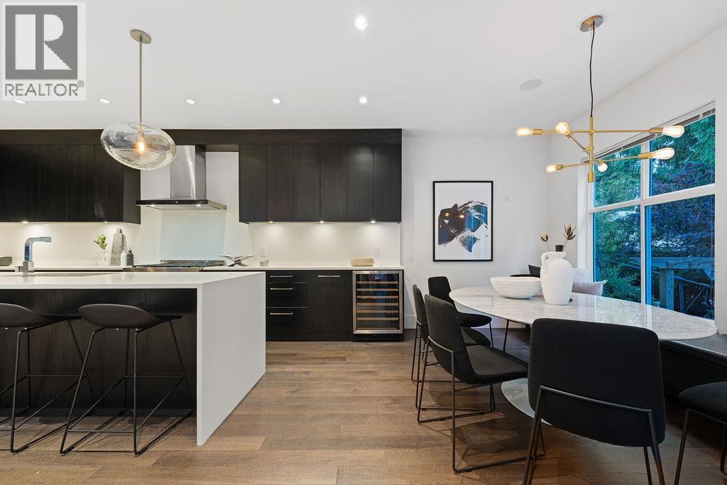 3761 Edgemont Boulevard, North Vancouver, British Columbia  V7R 2P6 - Photo 11 - R3053454