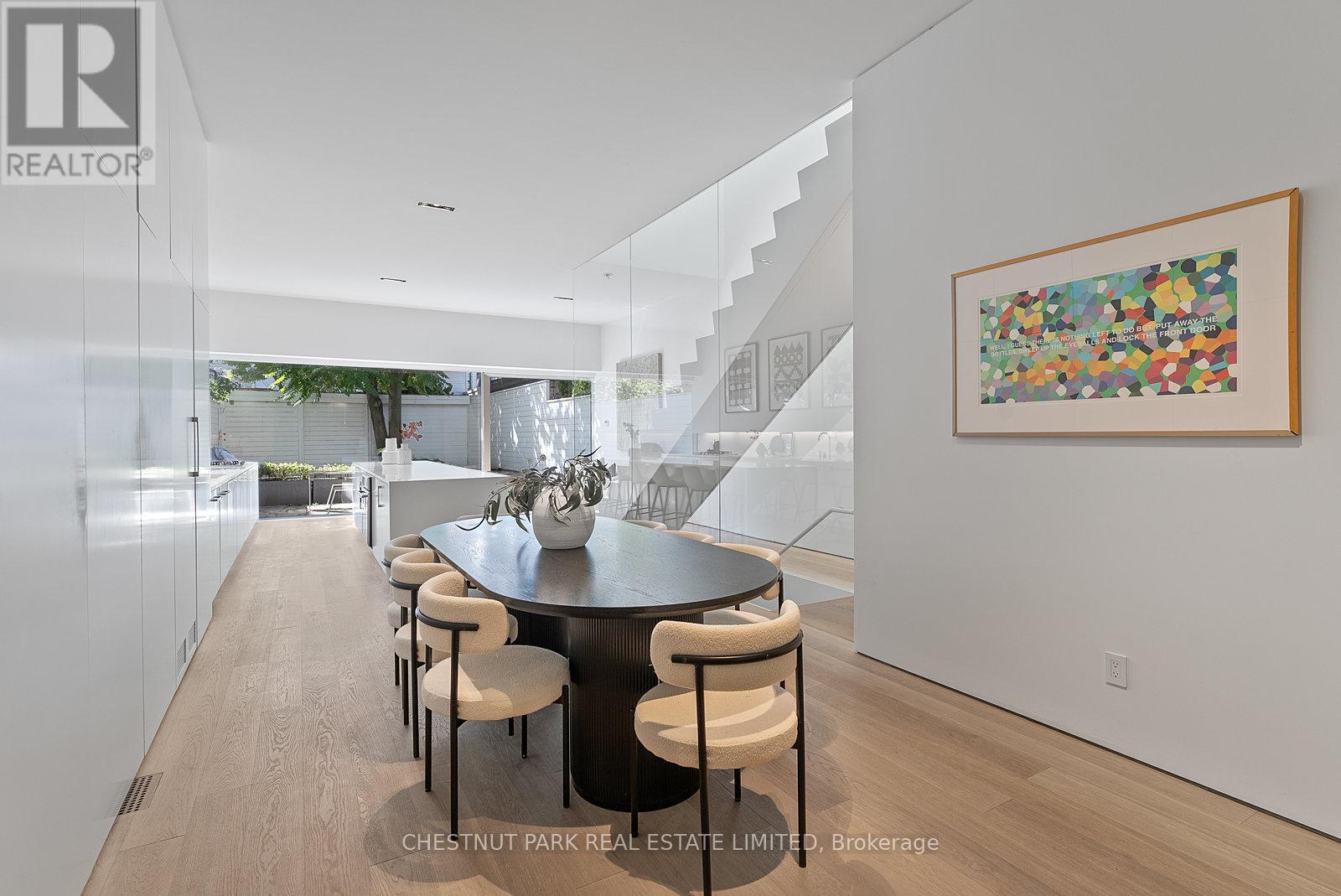 82 Robert Street, Toronto, Ontario  M5S 2K3 - Photo 22 - C12432219