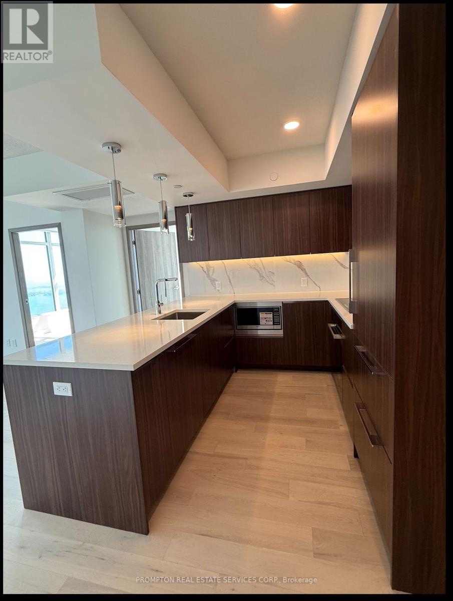 6103 - 1 Concord Cityplace Way, Toronto, Ontario  M5V 0X3 - Photo 5 - C12433253