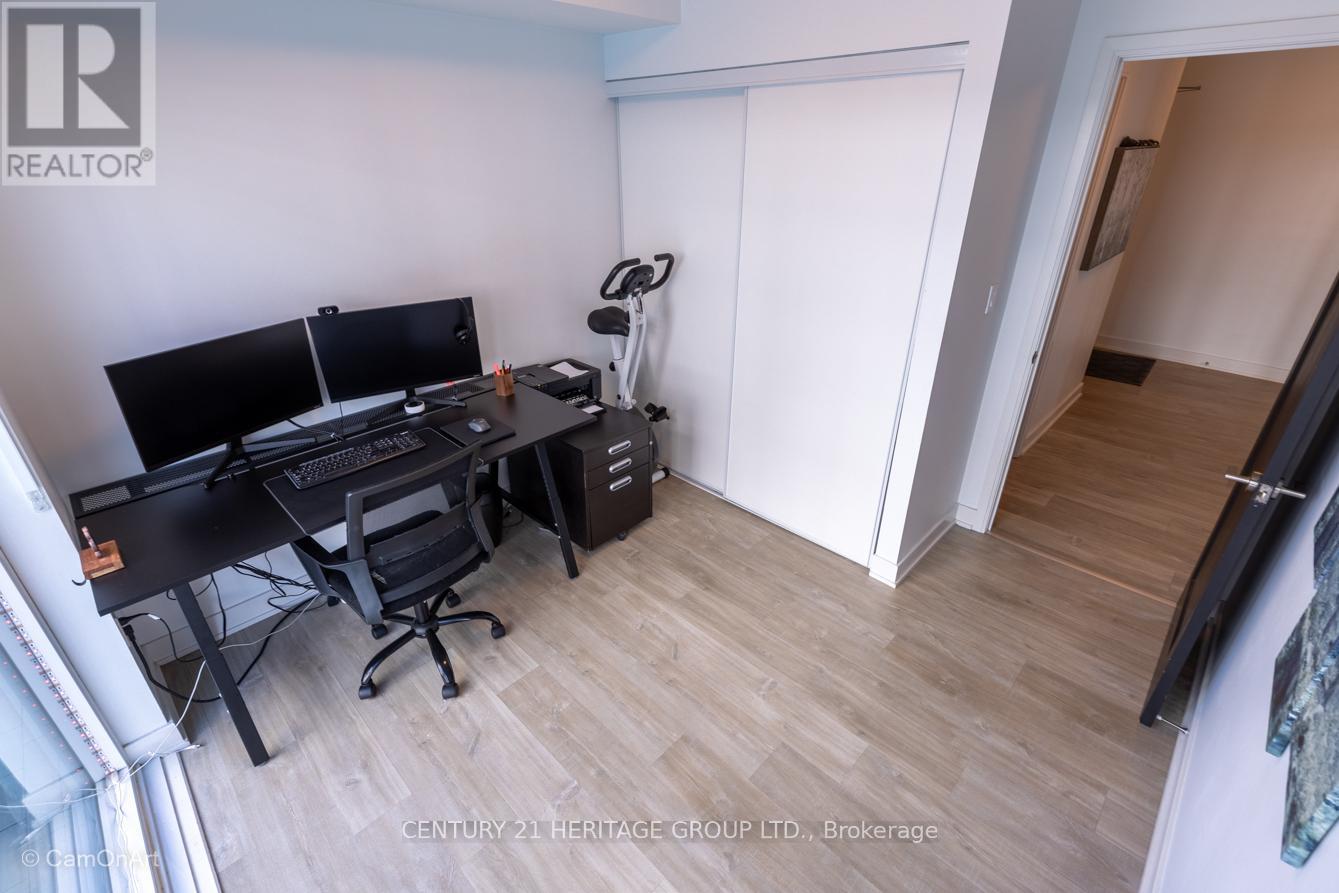 1001 - 27 Bathurst Street, Toronto, Ontario  M5V 0R1 - Photo 12 - C12433358