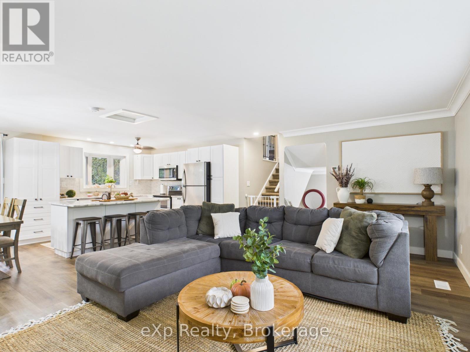 470 Williamsburg Street, Kincardine, Ontario  N2Z 2G3 - Photo 13 - X12433397