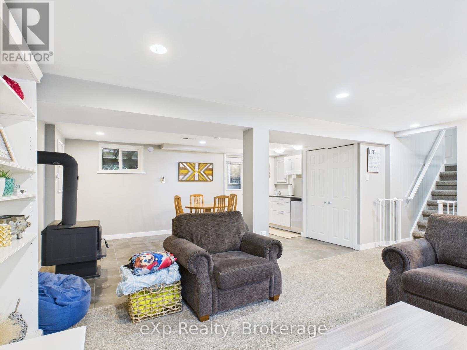 470 Williamsburg Street, Kincardine, Ontario  N2Z 2G3 - Photo 26 - X12433397