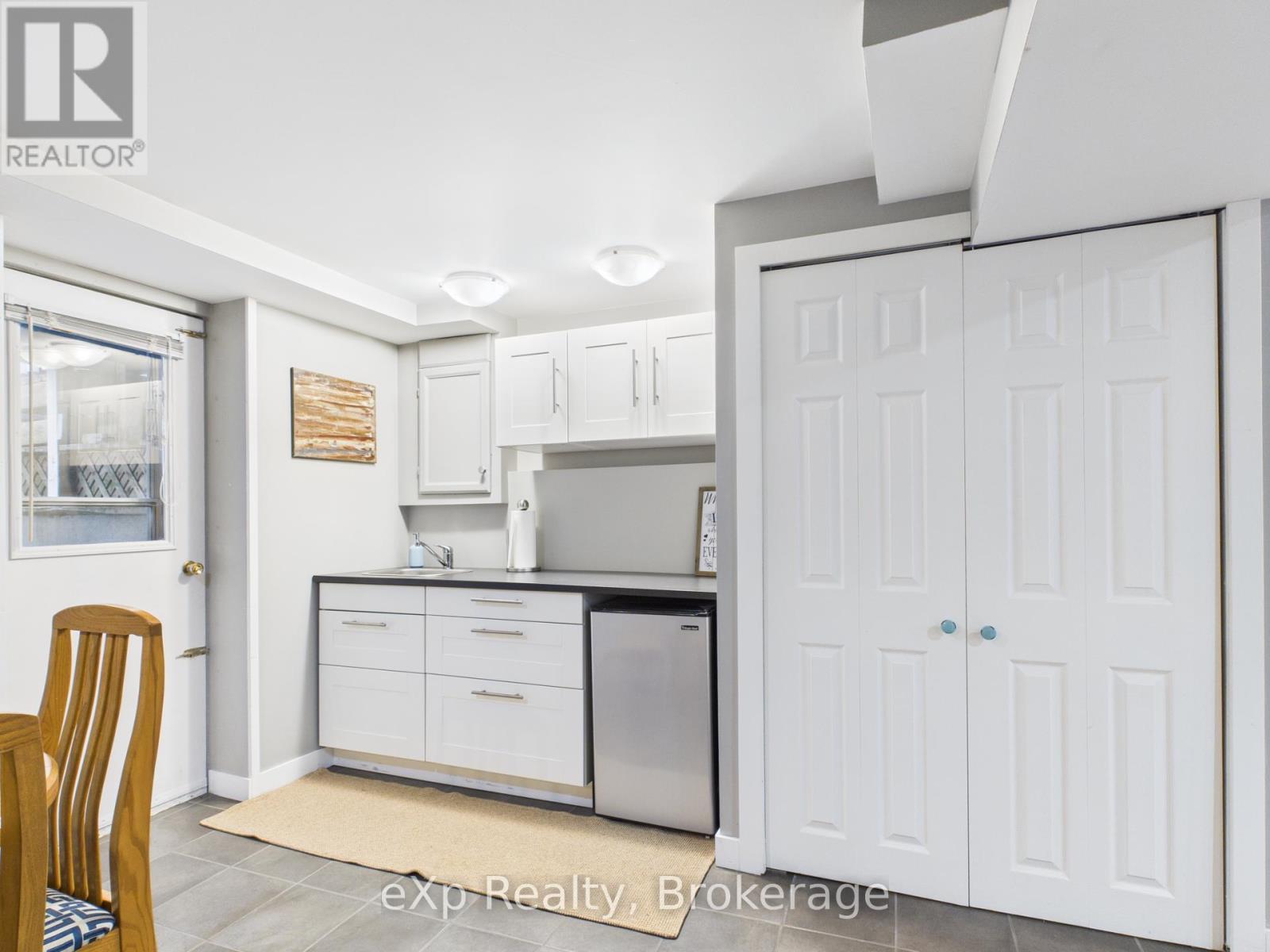 470 Williamsburg Street, Kincardine, Ontario  N2Z 2G3 - Photo 28 - X12433397