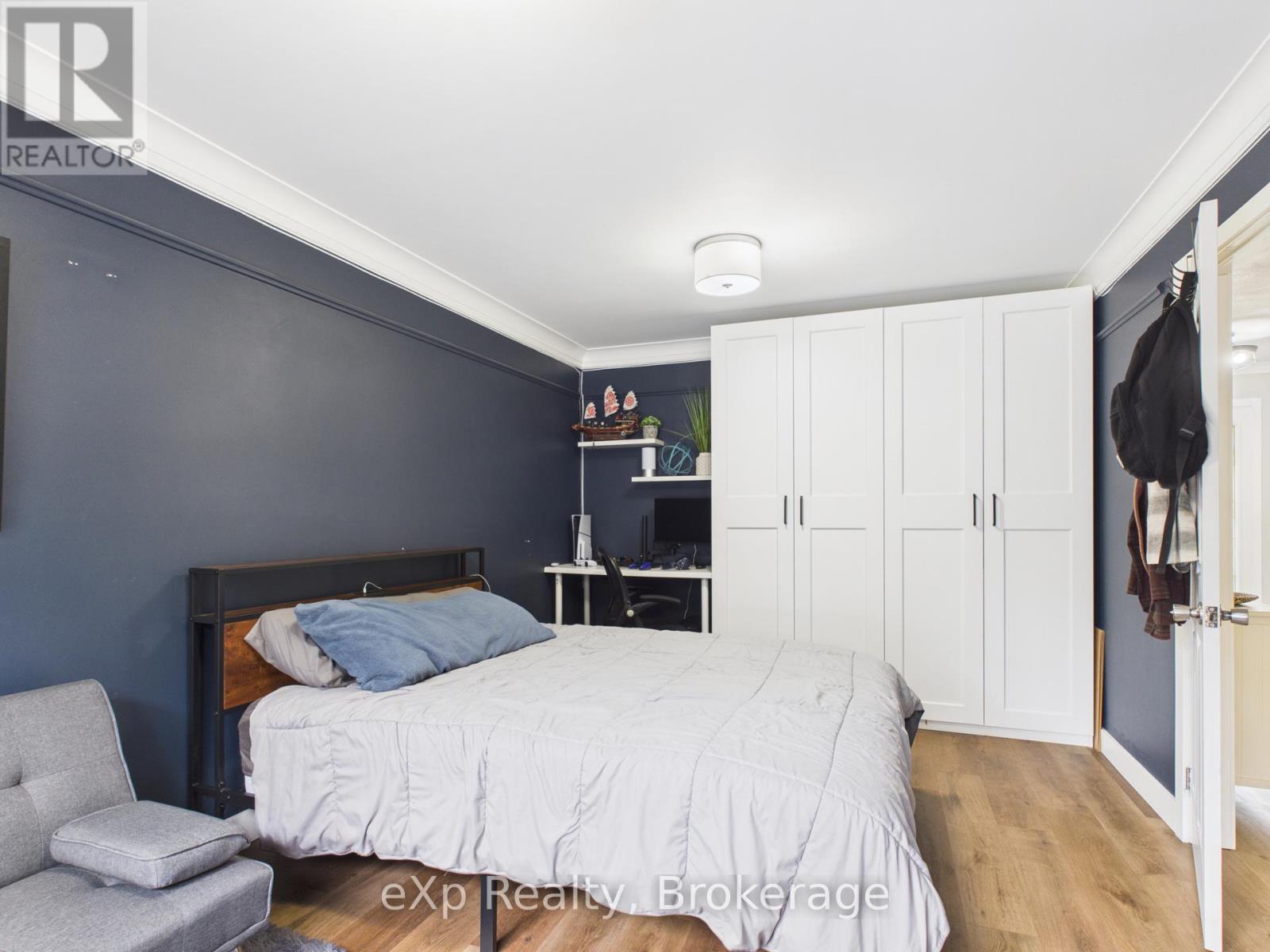 470 Williamsburg Street, Kincardine, Ontario  N2Z 2G3 - Photo 8 - X12433397