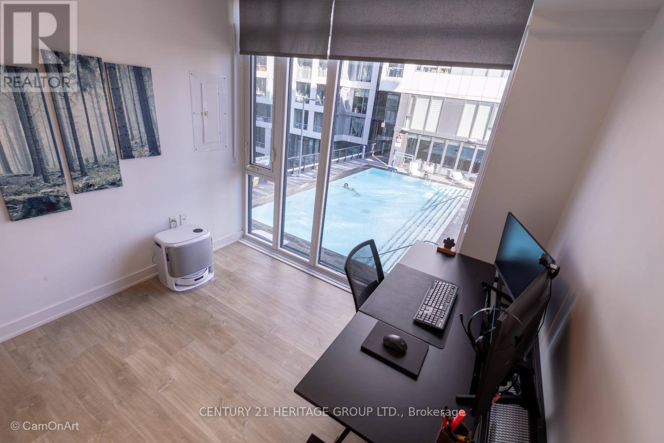 1001 - 27 Bathurst Street, Toronto, Ontario  M5V 0R1 - Photo 13 - C12433358