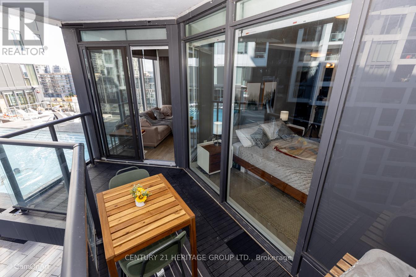 1001 - 27 Bathurst Street, Toronto, Ontario  M5V 0R1 - Photo 19 - C12433358