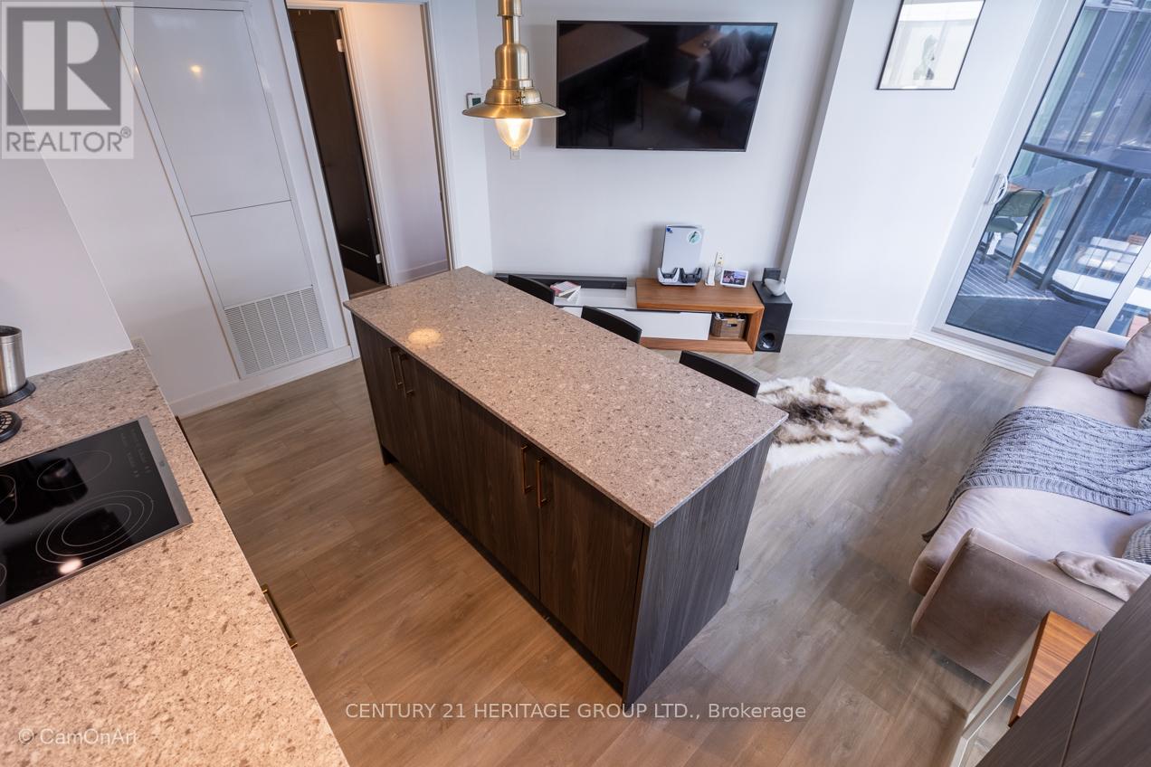 1001 - 27 Bathurst Street, Toronto, Ontario  M5V 0R1 - Photo 22 - C12433358
