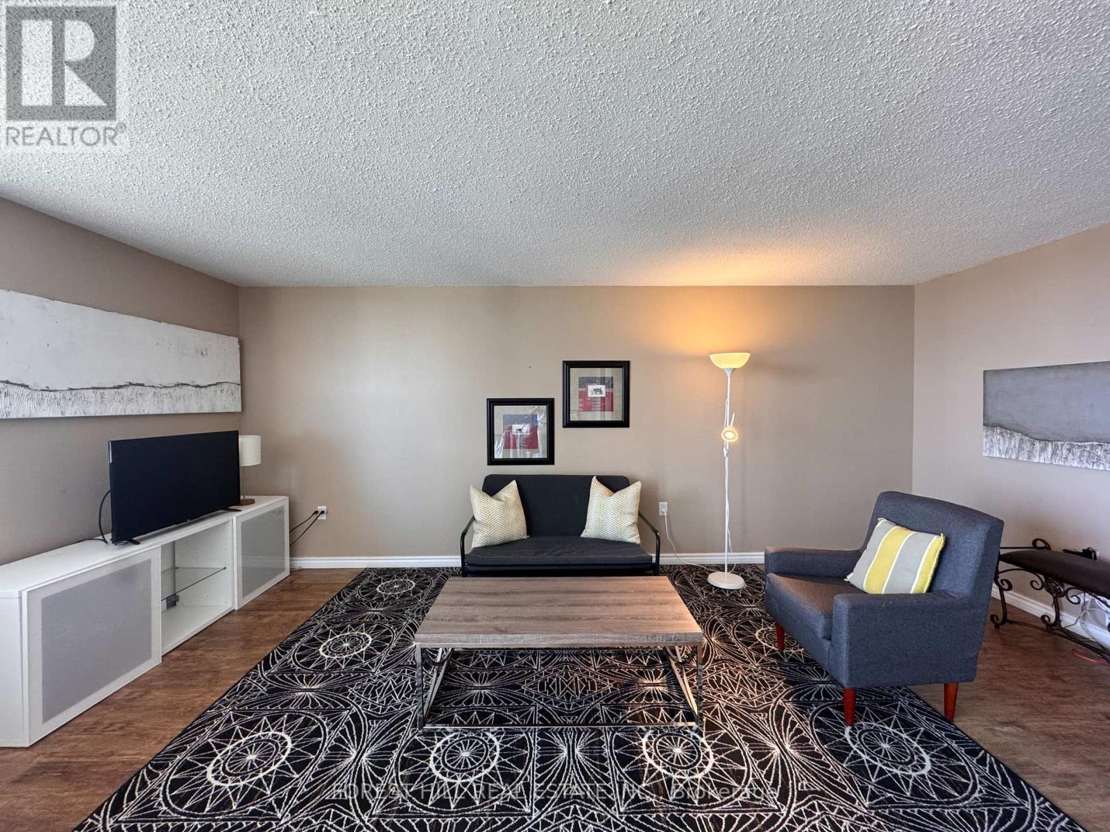 905 - 323 Colborne Street, London East, Ontario  N6B 3N8 - Photo 4 - X12433416