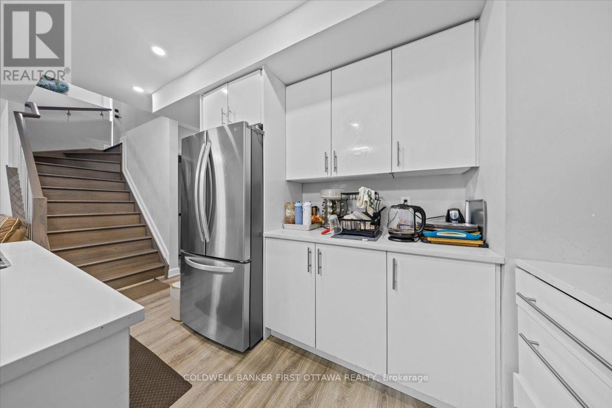 562 Queen Mary Street, Ottawa, Ontario  K1K 1W1 - Photo 35 - X12433378
