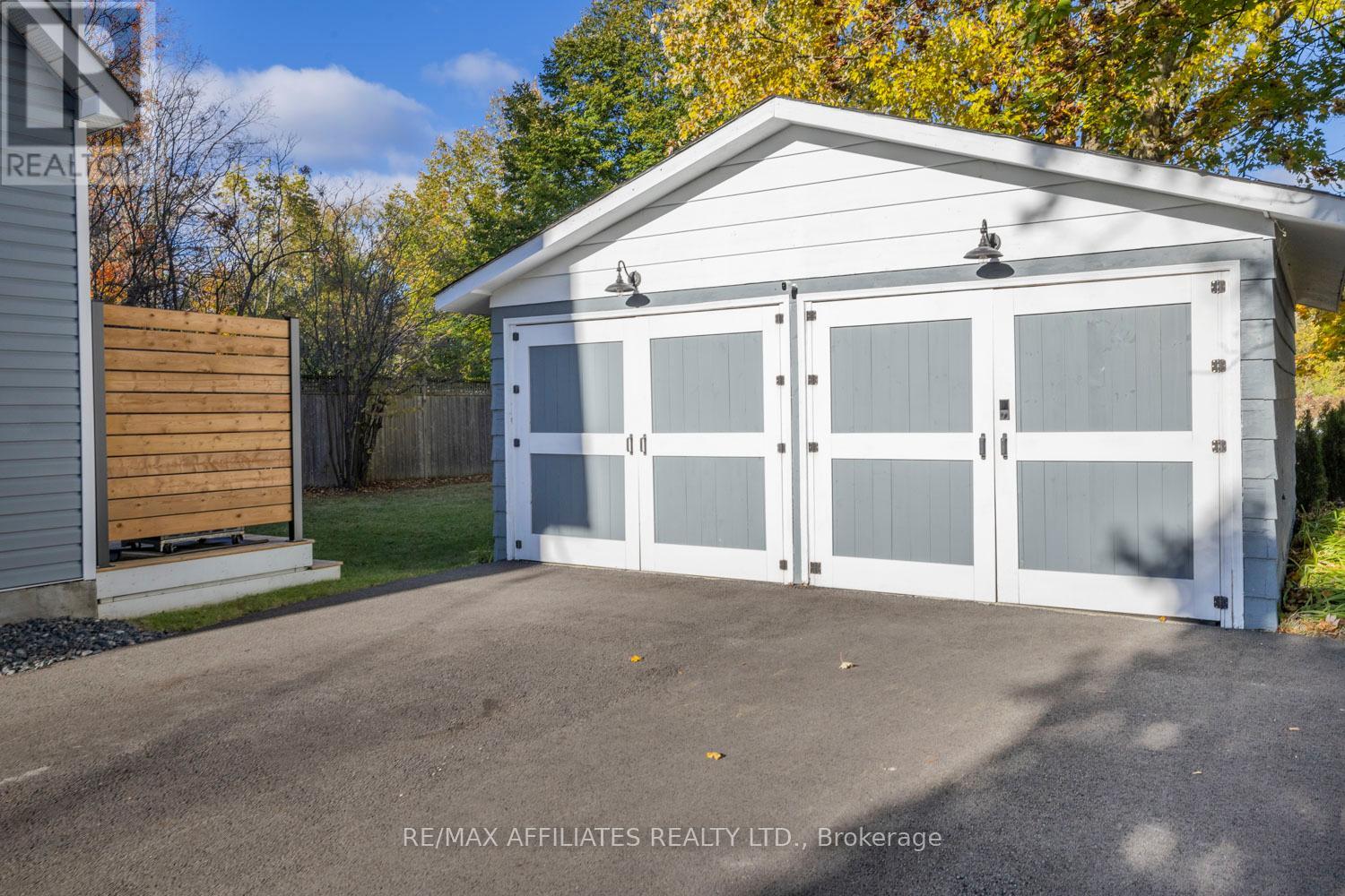 45 Drummond Street W, Perth, Ontario  K7H 2J9 - Photo 28 - X12433381
