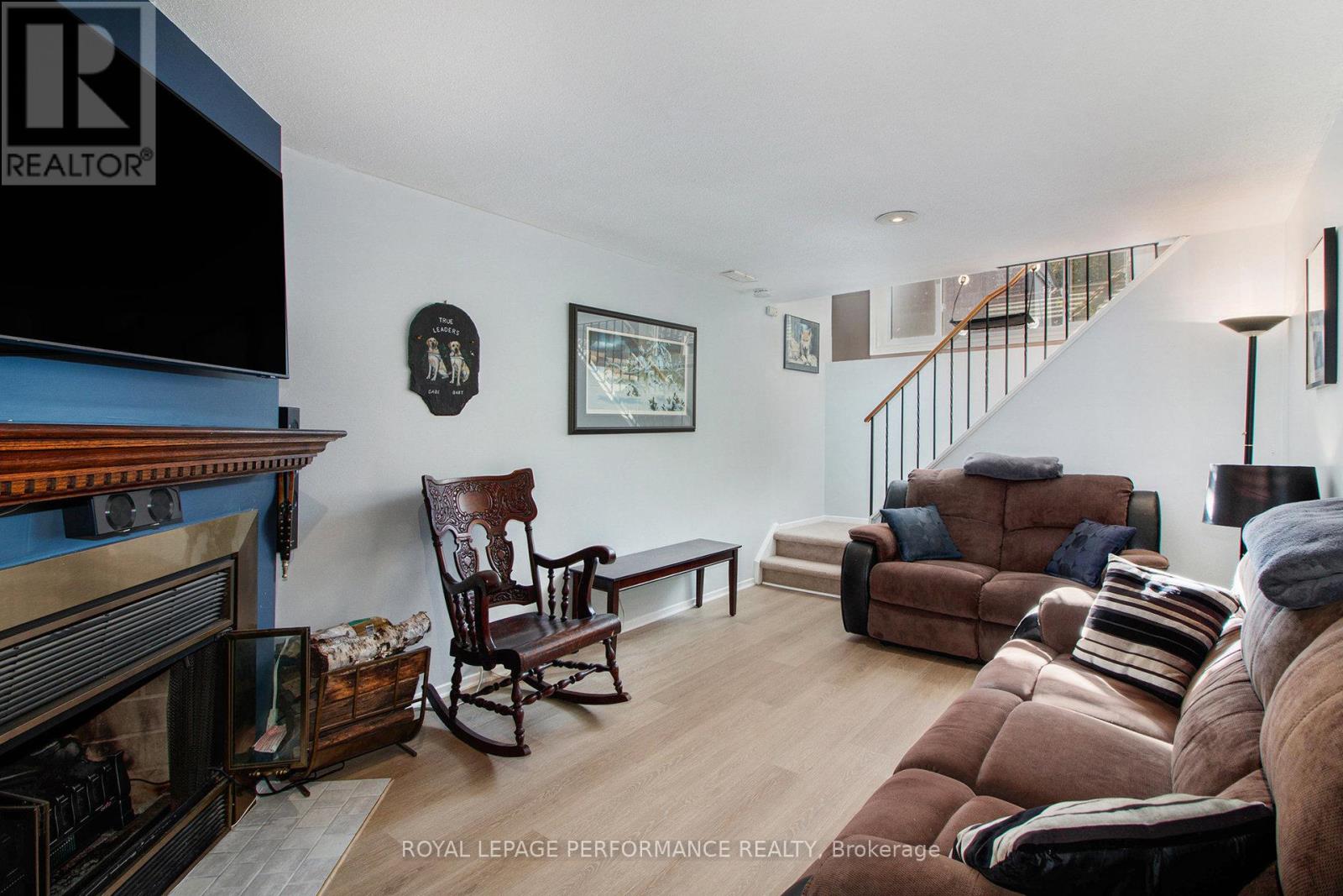 170 Midsummer Terrace, Ottawa, Ontario  K1E 3V6 - Photo 18 - X12433414
