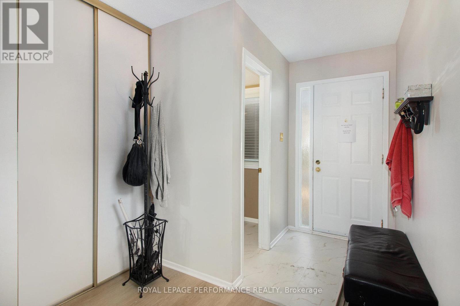 170 Midsummer Terrace, Ottawa, Ontario  K1E 3V6 - Photo 24 - X12433414