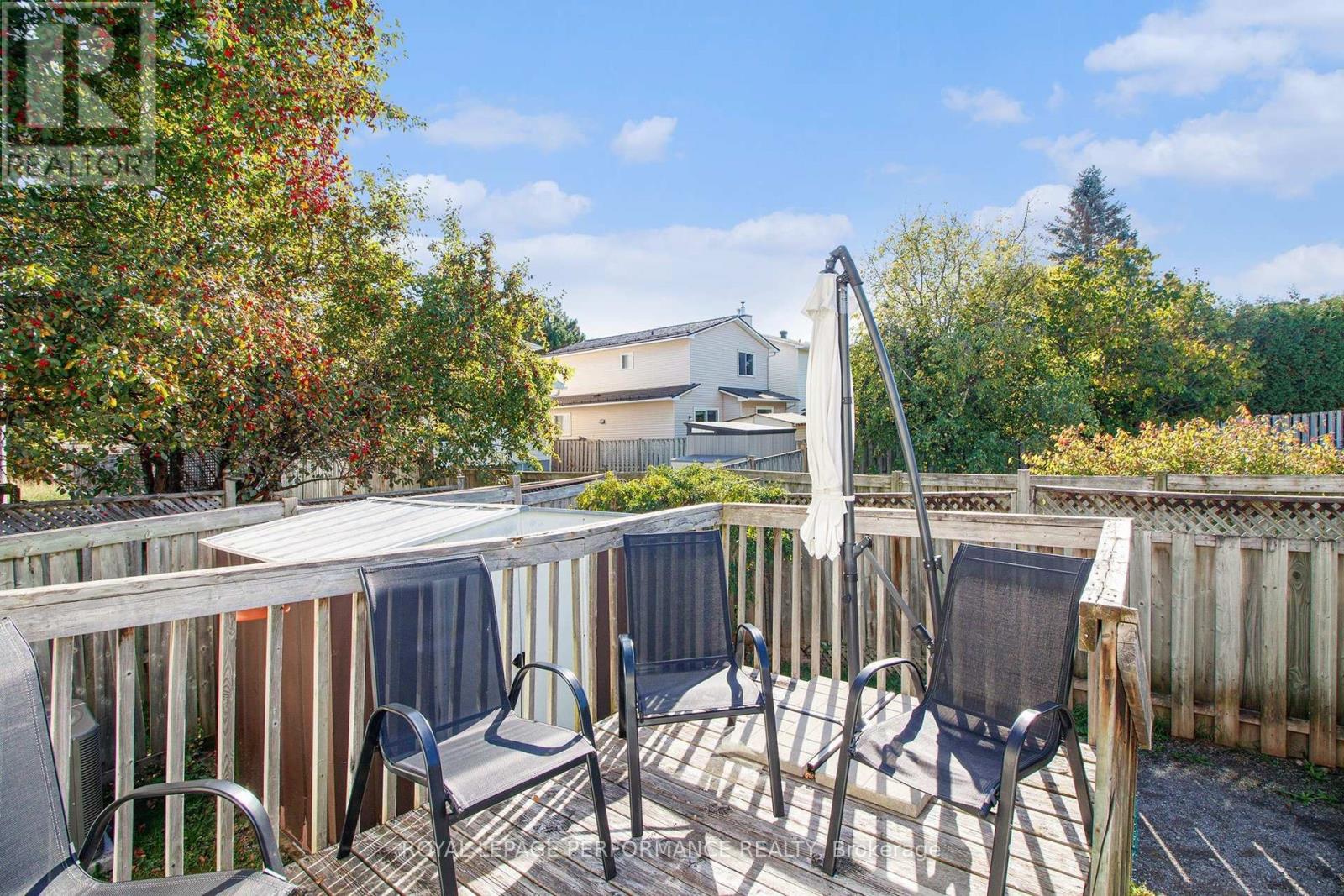 170 Midsummer Terrace, Ottawa, Ontario  K1E 3V6 - Photo 26 - X12433414