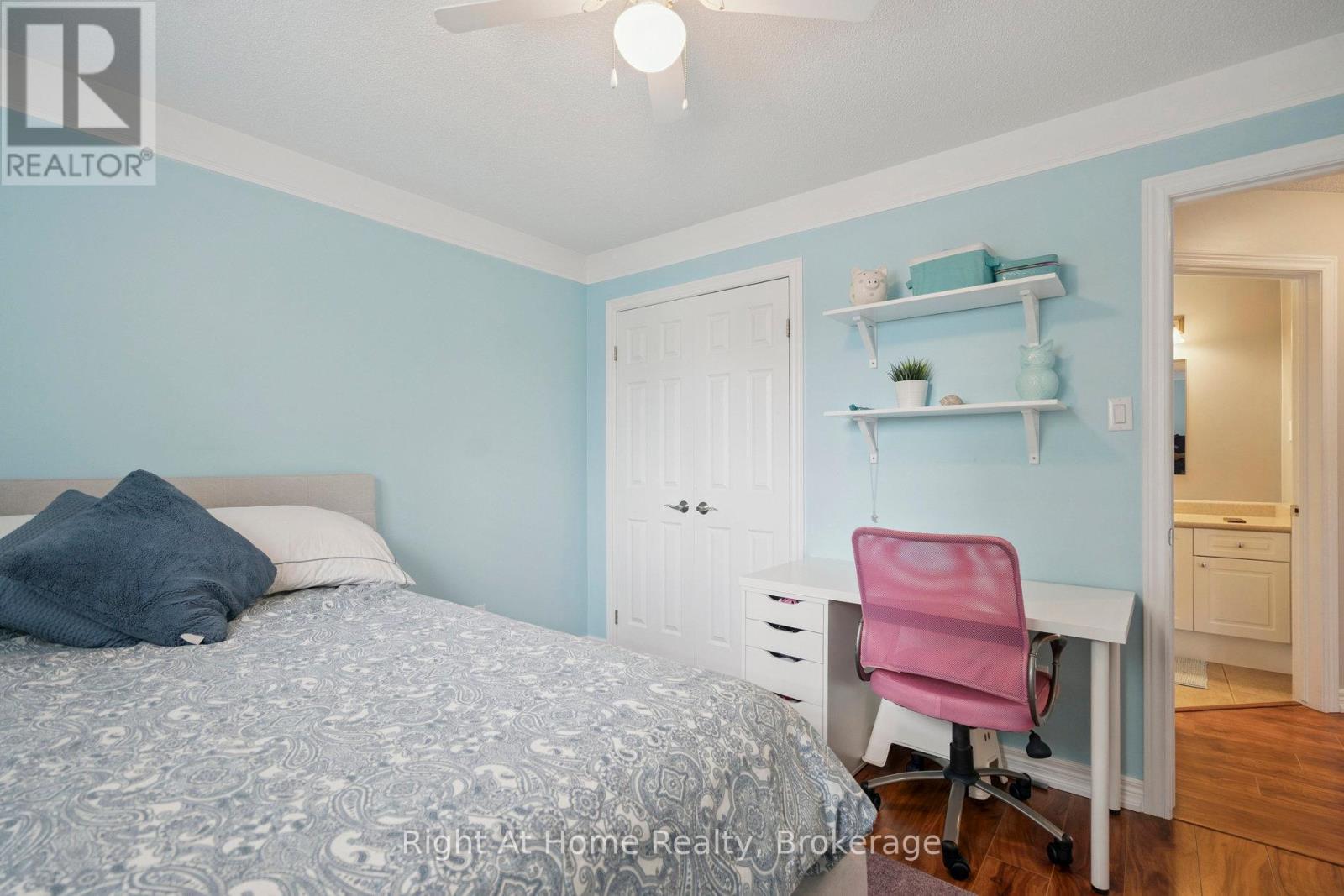 20 Scottswood Lane, Haldimand, Ontario  N3W 2M4 - Photo 30 - X12433388