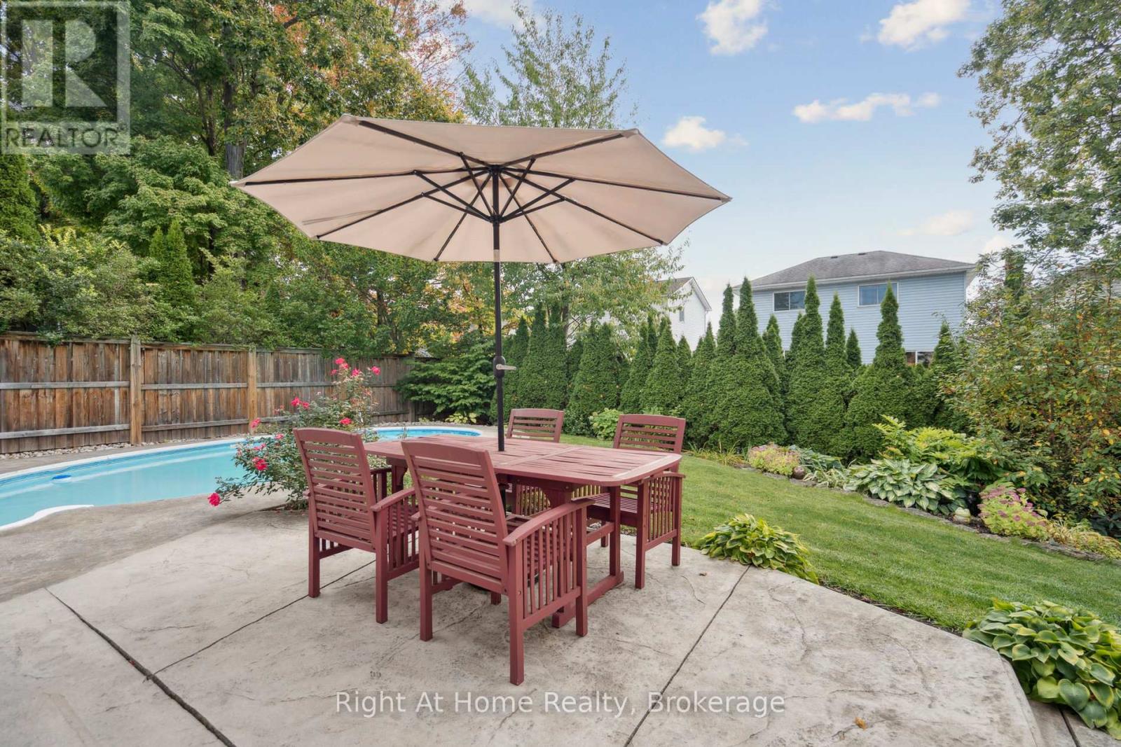 20 Scottswood Lane, Haldimand, Ontario  N3W 2M4 - Photo 44 - X12433388