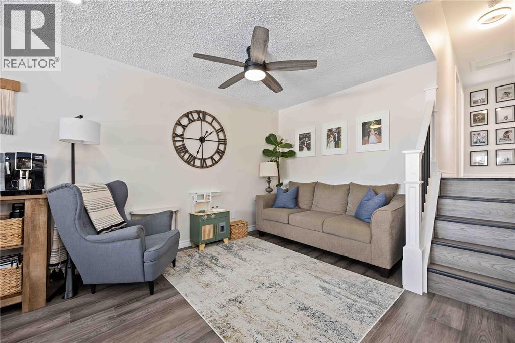 576 Front Street, Plympton-Wyoming, Ontario  N0N 1T0 - Photo 9 - 25024755