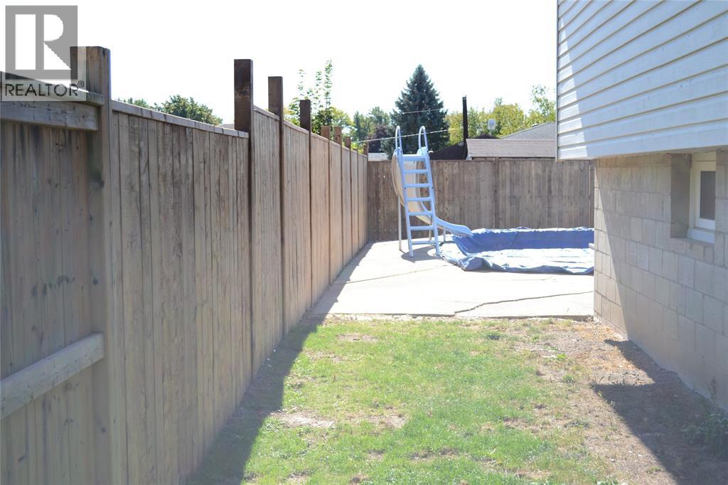 576 Front Street, Plympton-Wyoming, Ontario  N0N 1T0 - Photo 45 - 25024755