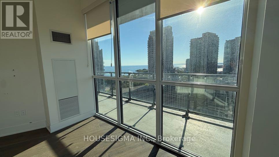Lph#4 - 38 Iannuzzi Street, Toronto, Ontario  M5V 0S2 - Photo 13 - C12362118