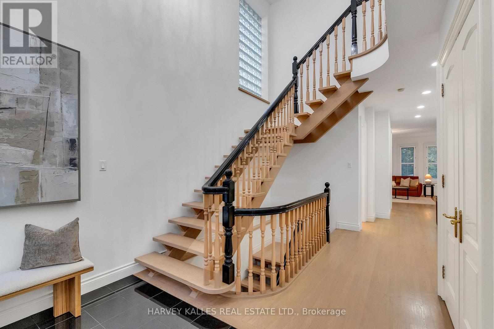 51 Stuart Avenue, Toronto, Ontario  M2N 1B2 - Photo 2 - C12431805