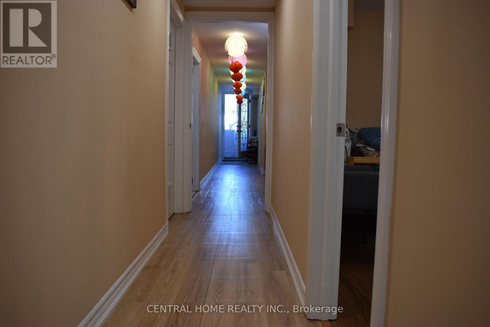 59 Blaney Crescent, Toronto, Ontario  M3N 1L3 - Photo 20 - W12433356