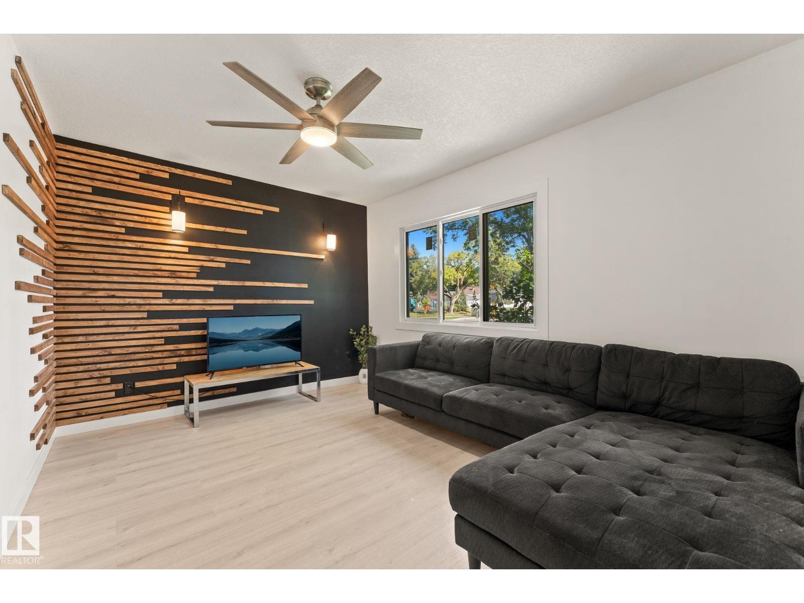 11250 92 St Nw, Edmonton, Alberta  T5G 0Z1 - Photo 10 - E4460029
