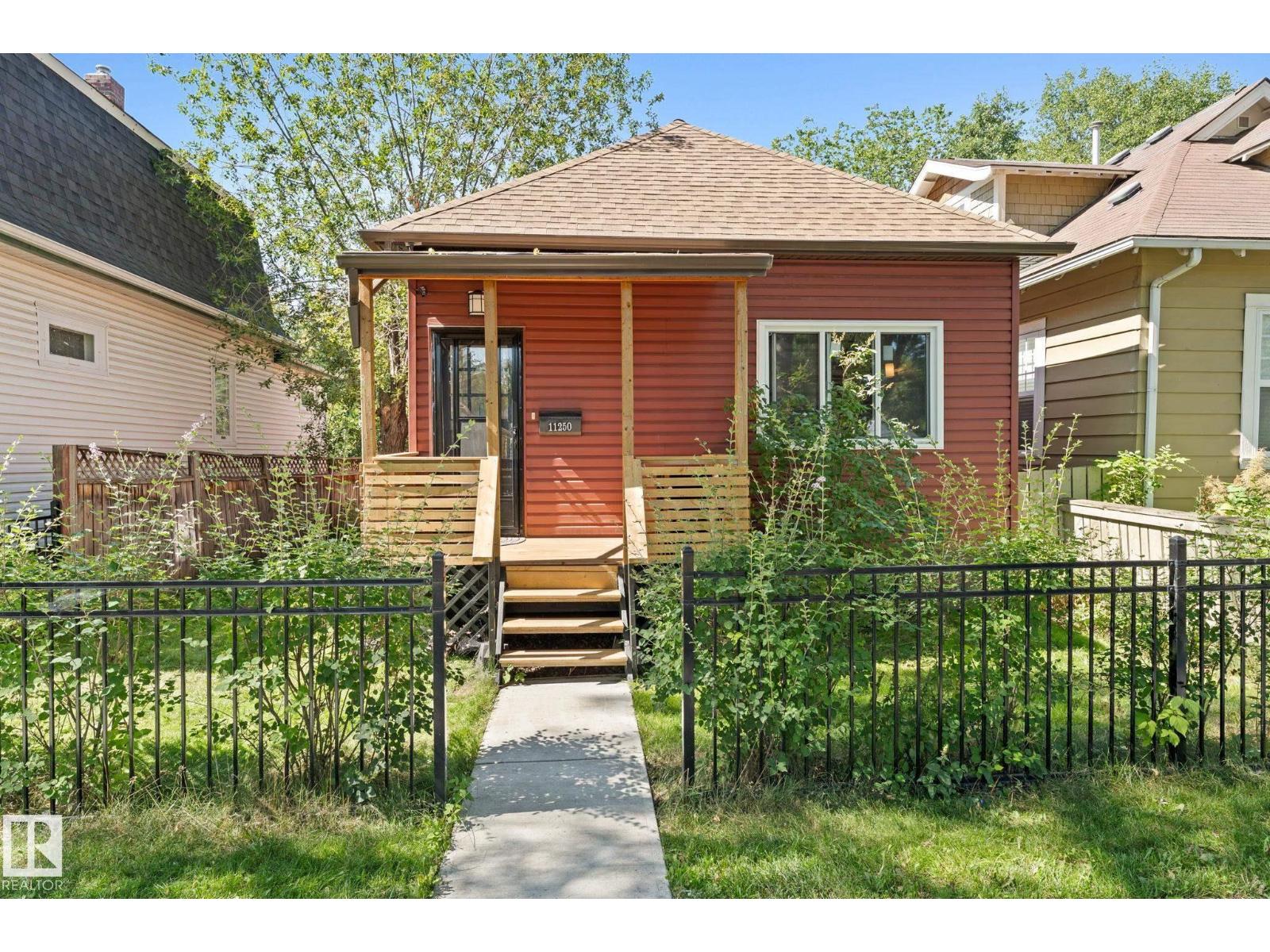 11250 92 St Nw, Edmonton, Alberta  T5G 0Z1 - Photo 2 - E4460029
