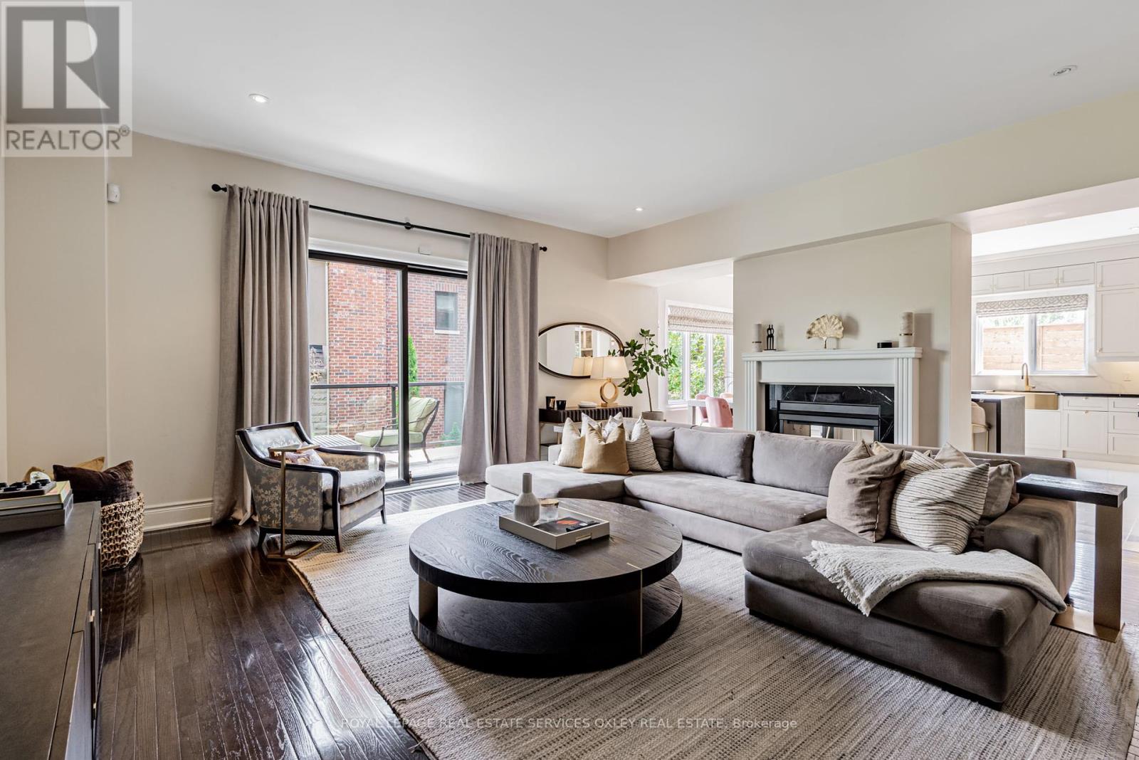 11 True Davidson Drive, Toronto, Ontario  M4W 3X2 - Photo 22 - C12433405